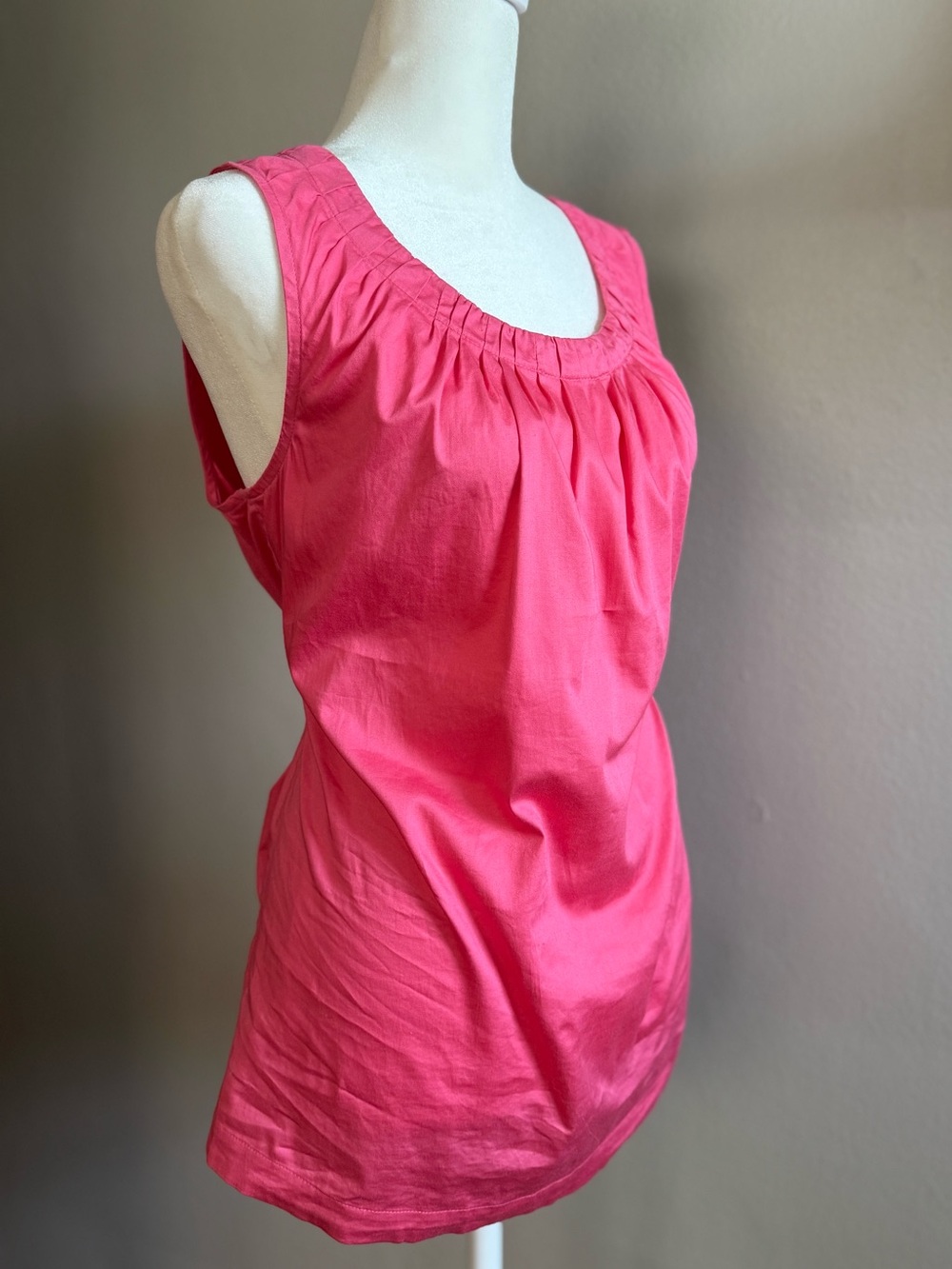 Ann Taylor Bright Pink Gathered Scoop Neck Tank